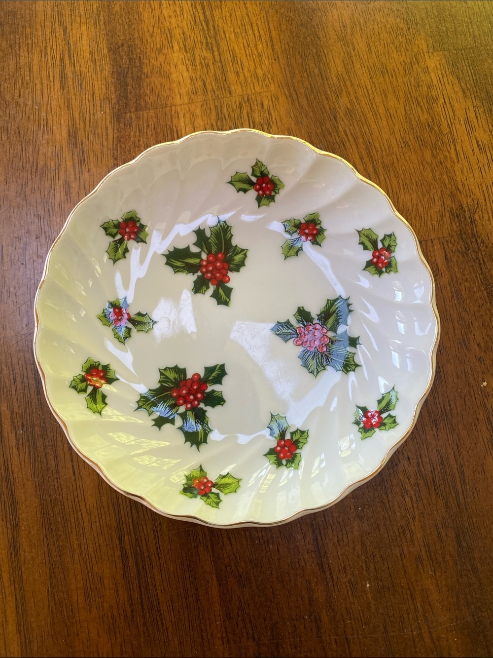Lefton Holly Berry Porcelain Serving Bowl - White, Green & Red